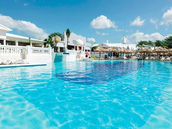 RIU Hotel Negril Airport Transfer