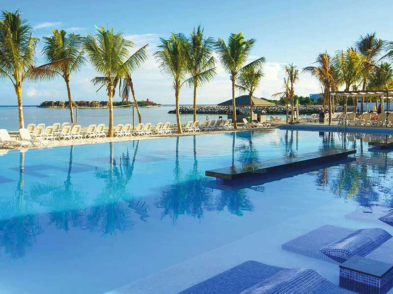 RIU Palace Montego Bay Airport Transfer